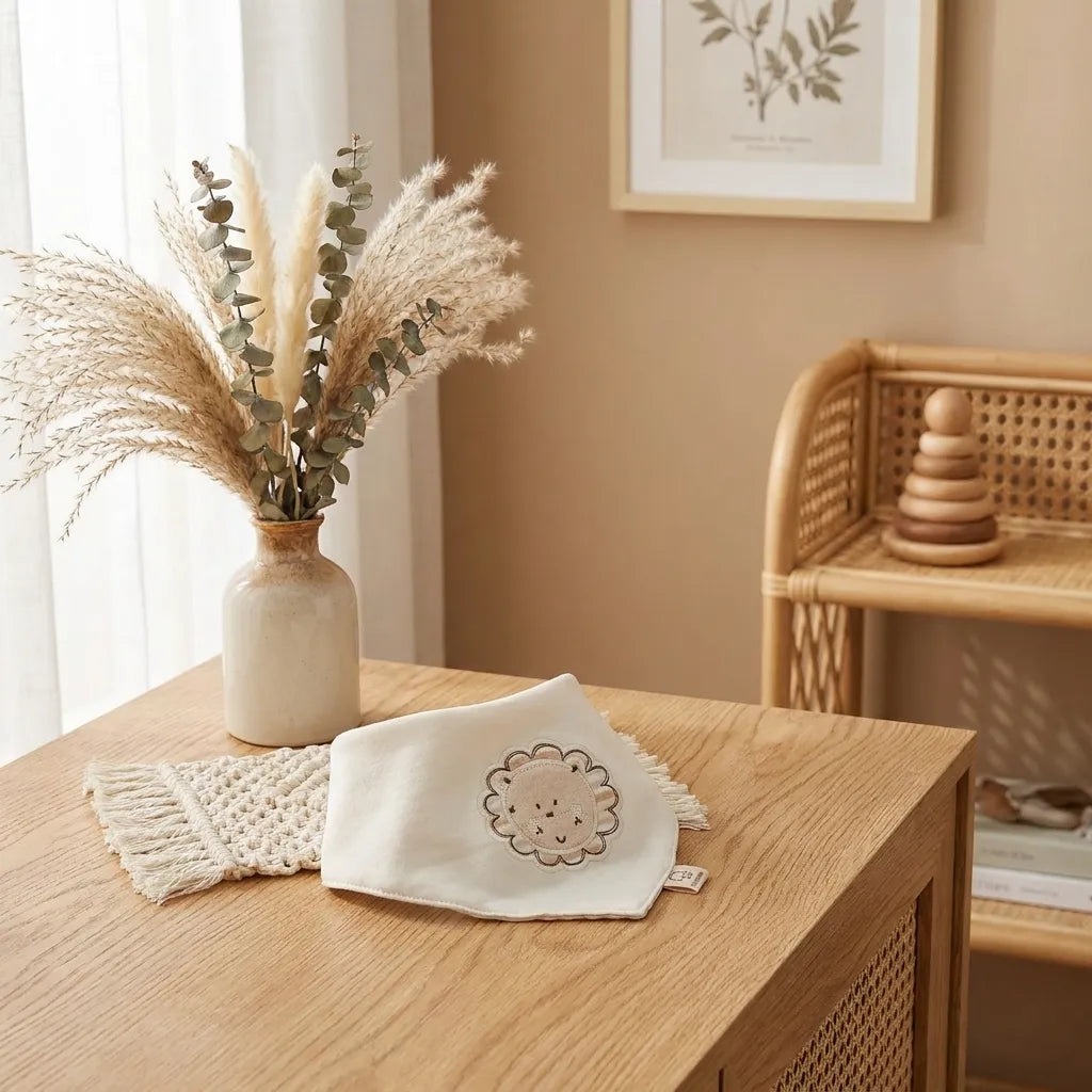 PureOnSkin Waterproof Organic Cotton Triangle Baby Bib for Sensitive Skin & Drool Rash